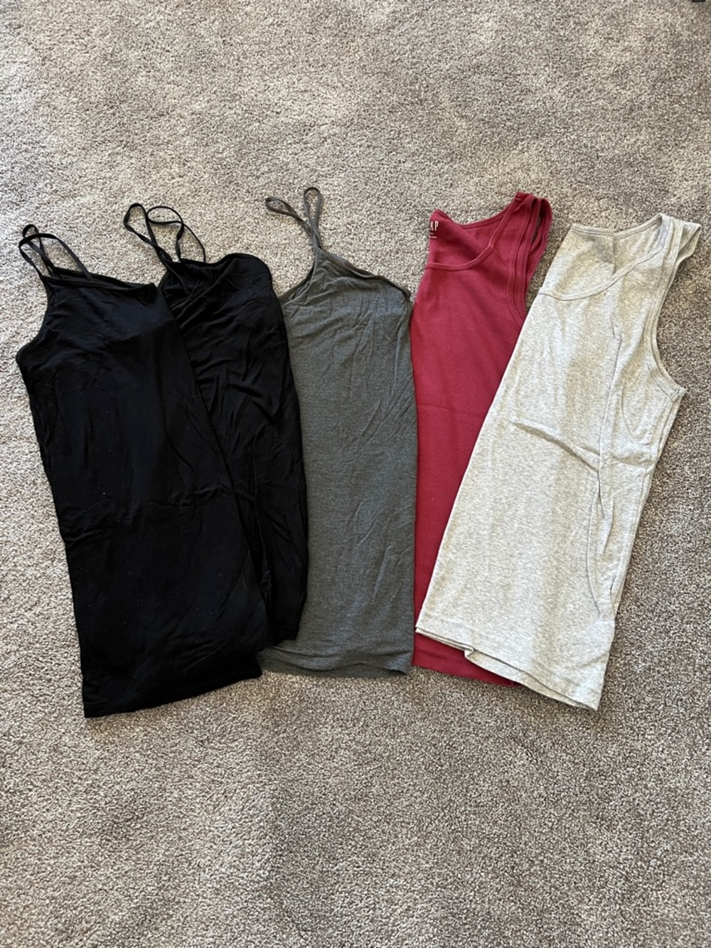 Set of 5 GAP Women's Tank Set - 2 Black, Charcoal, Burgundy, Light Gray